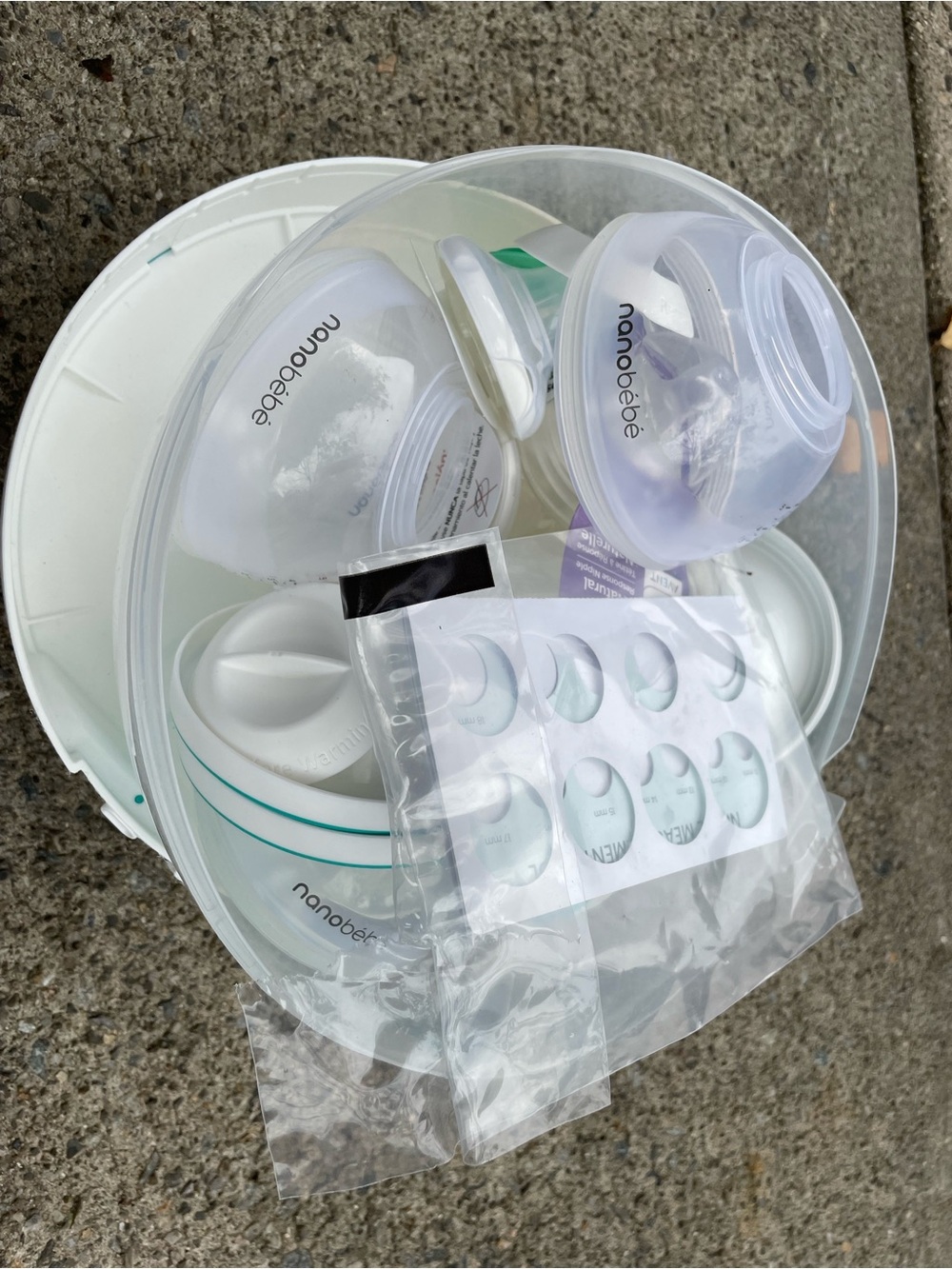 Nanobebe White Baby Bottle Sterilizer and Accessories New